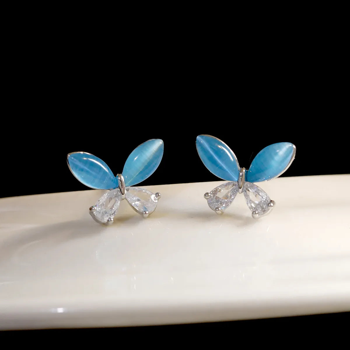 1 Pair Elegant Simple Style Butterfly Copper 18K Gold Plated Ear Studs