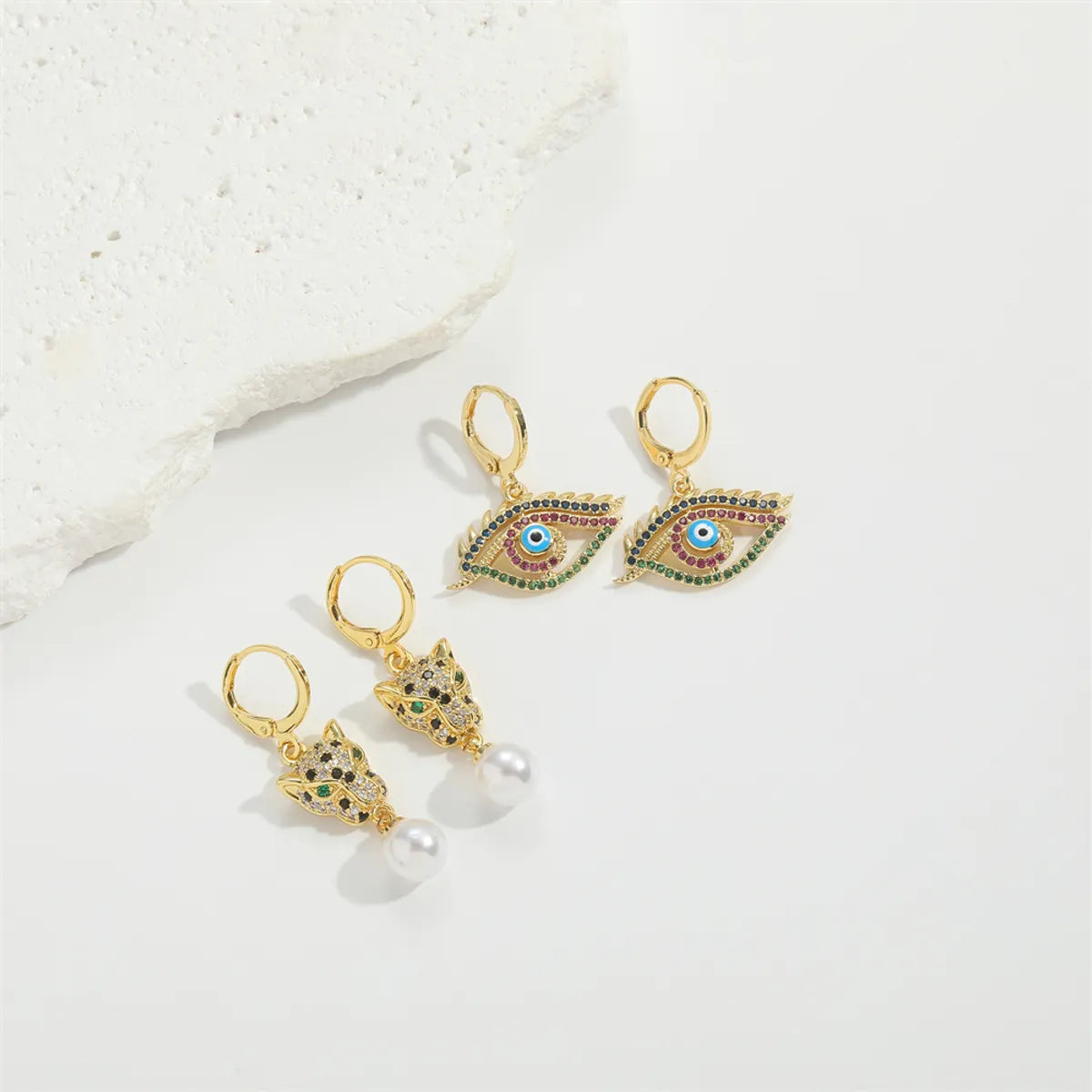 1 Pair Elegant Simple Style Commute Animal Devil'S Eye Enamel Inlay Copper Zircon 14K Gold Plated Drop Earrings