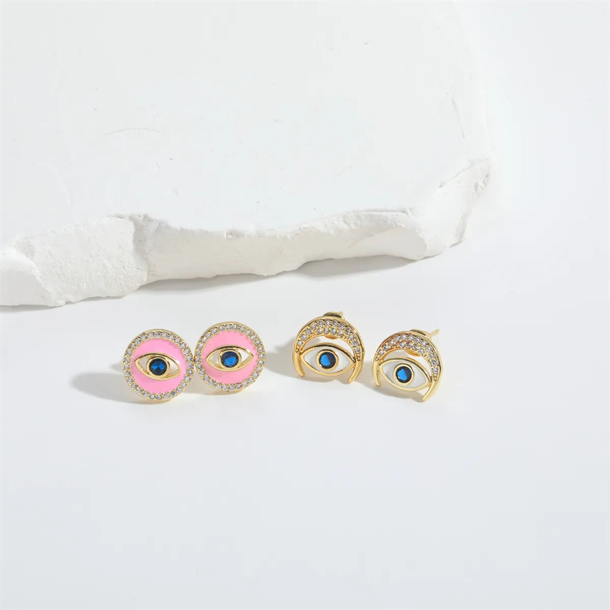 1 Pair Elegant Simple Style Commute Devil'S Eye Crown Enamel Inlay Copper Zircon 14K Gold Plated Ear Studs