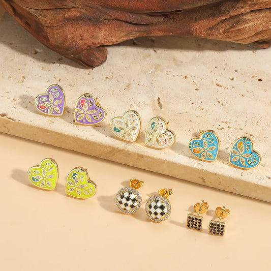 1 Pair Elegant Simple Style Commute Round Heart Shape Flower Enamel Inlay Copper Zircon 14K Gold Plated Ear Studs