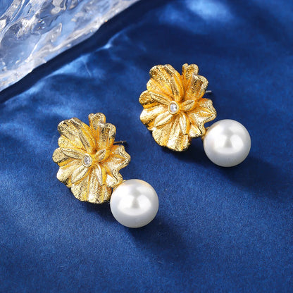 1 Pair Elegant Simple Style Flower Plating Inlay Copper Artificial Pearls Zircon 18k Gold Plated Ear Studs