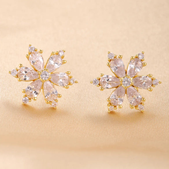 1 Pair Elegant Simple Style Flower Plating Inlay Copper Zircon 18K Gold Plated Ear Studs