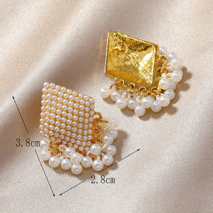 1 Pair Elegant Simple Style Geometric Inlay Alloy Pearl Gold Plated Drop Earrings