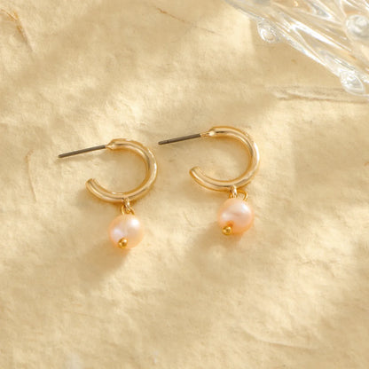 1 Pair Elegant Simple Style Geometric Inlay Copper Freshwater Pearl Gold Plated Drop Earrings