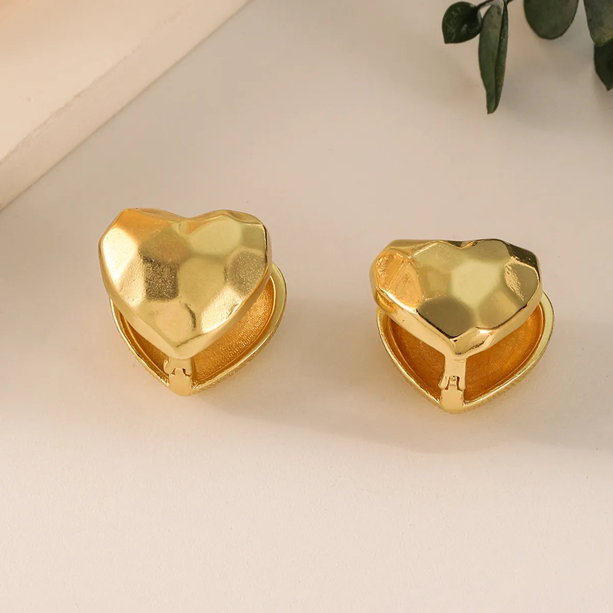 1 Pair Elegant Simple Style Heart Shape Plating Copper 16K Gold Plated Ear Studs