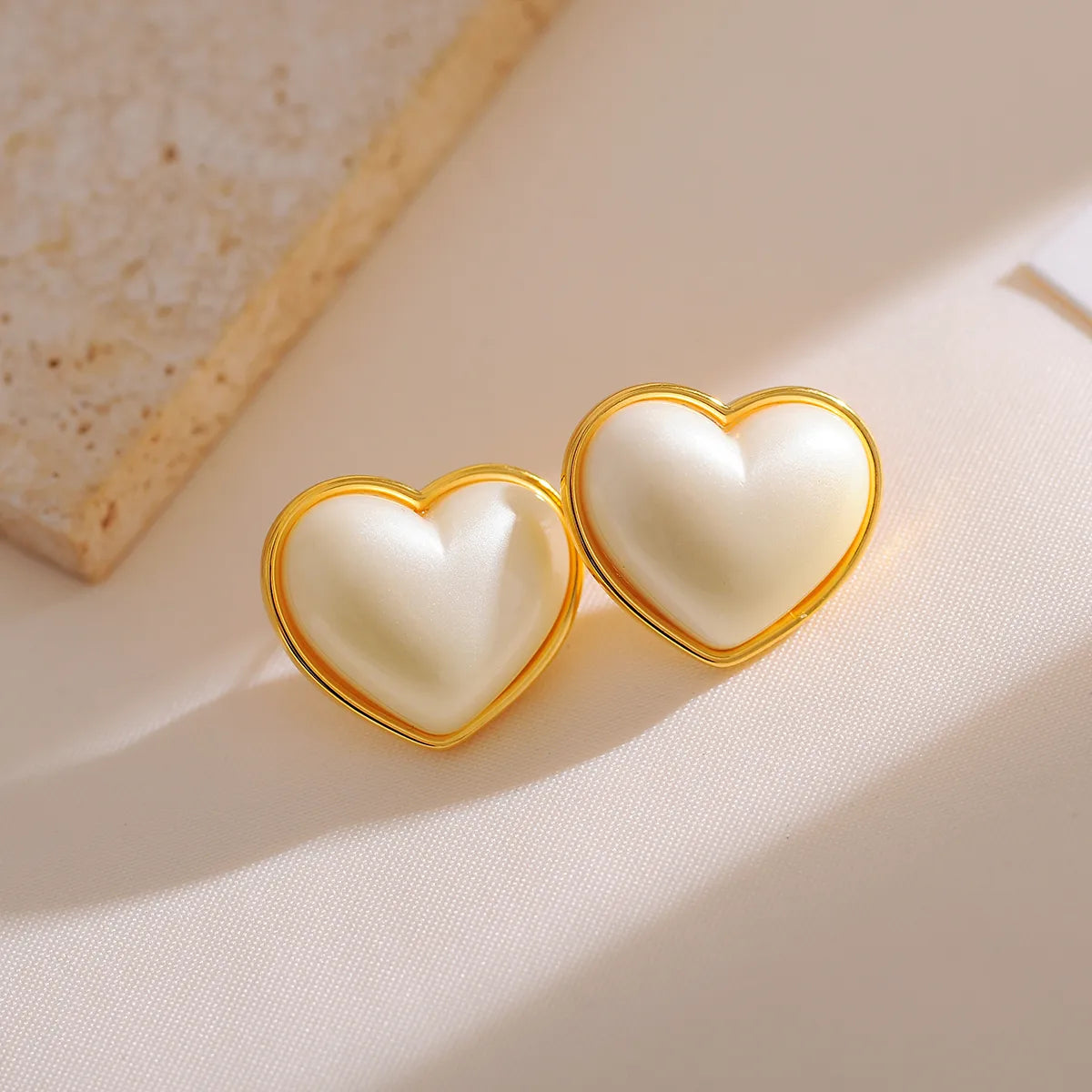 1 Pair Elegant Simple Style Heart Shape Rectangle Copper 18K Gold Plated Ear Studs