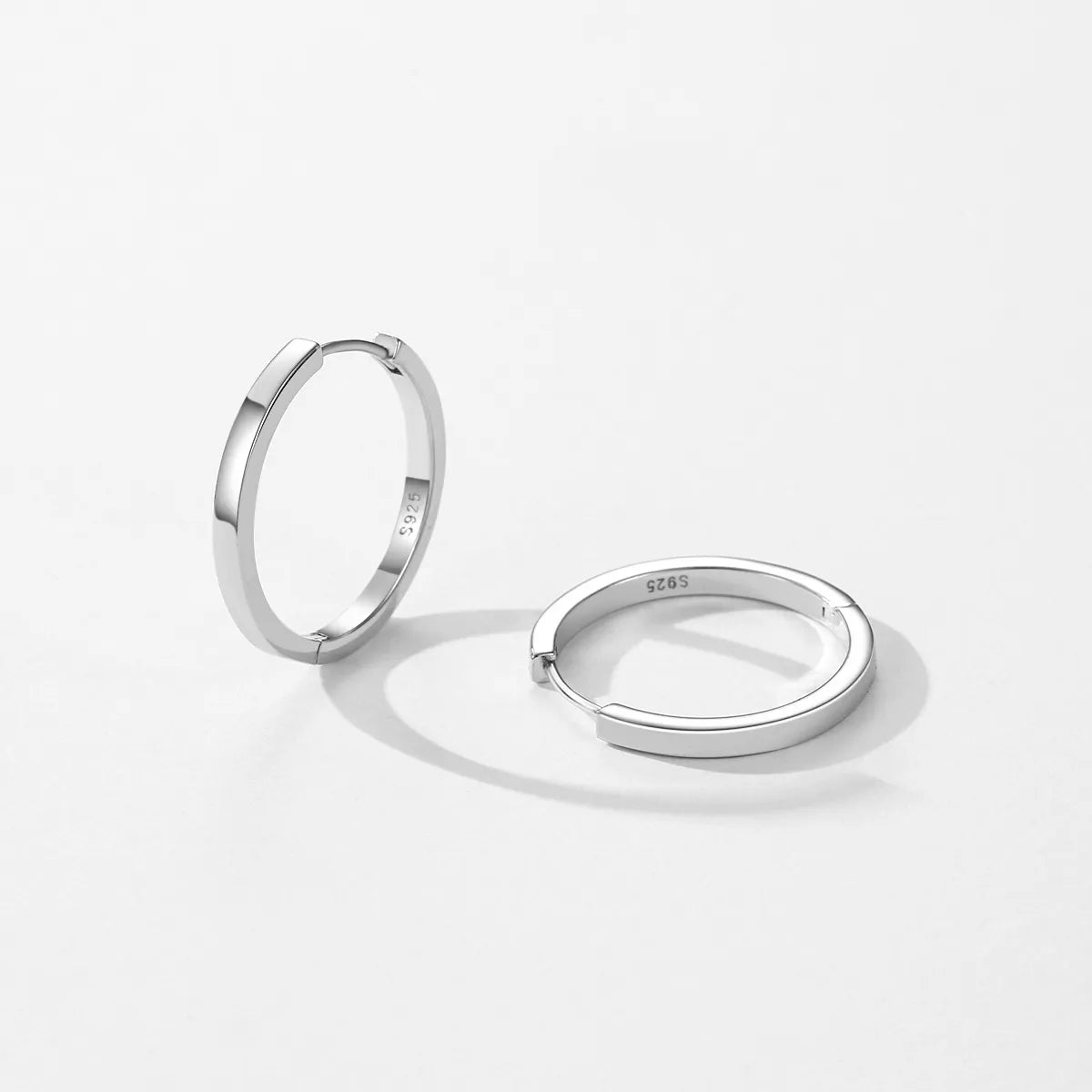 1 Pair Elegant Simple Style Round Plating Sterling Silver 14k Gold Plated Rhodium Plated Earrings