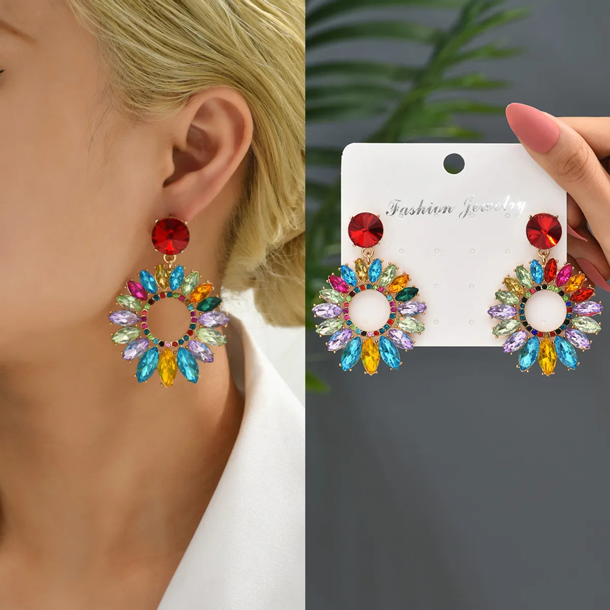 1 Pair Elegant Simple Style Shiny Round Plating Hollow Out Inlay Zinc Alloy Rhinestones Drop Earrings