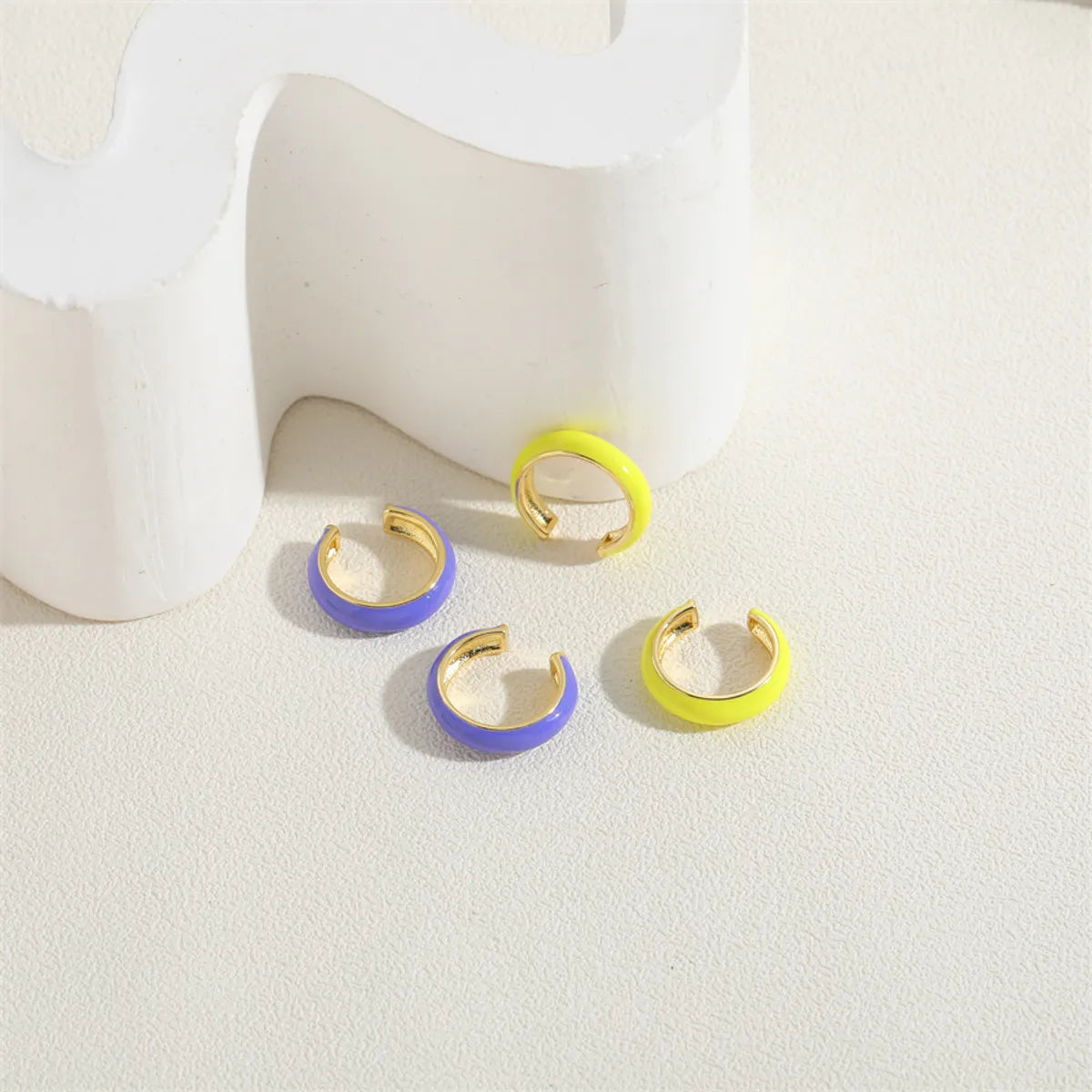 1 Pair Elegant Simple Style Solid Color Epoxy Plating Brass 14k Gold Plated Ear Cuffs