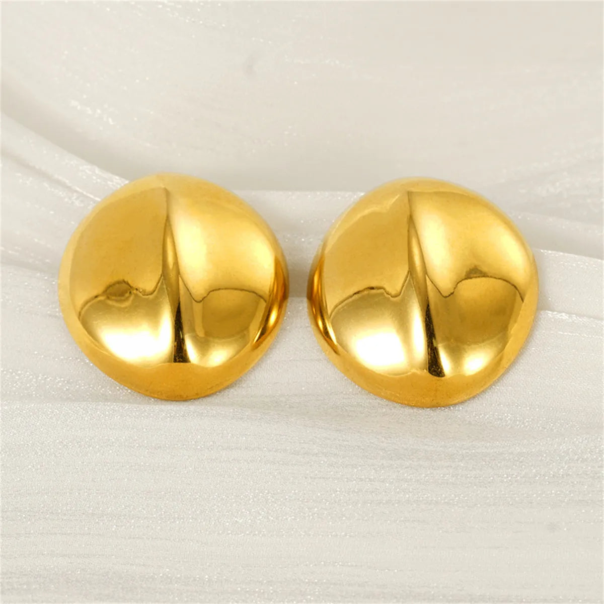 1 Pair Elegant Simple Style Solid Color Round Lingge Plating 304 Stainless Steel 18K Gold Plated Ear Studs