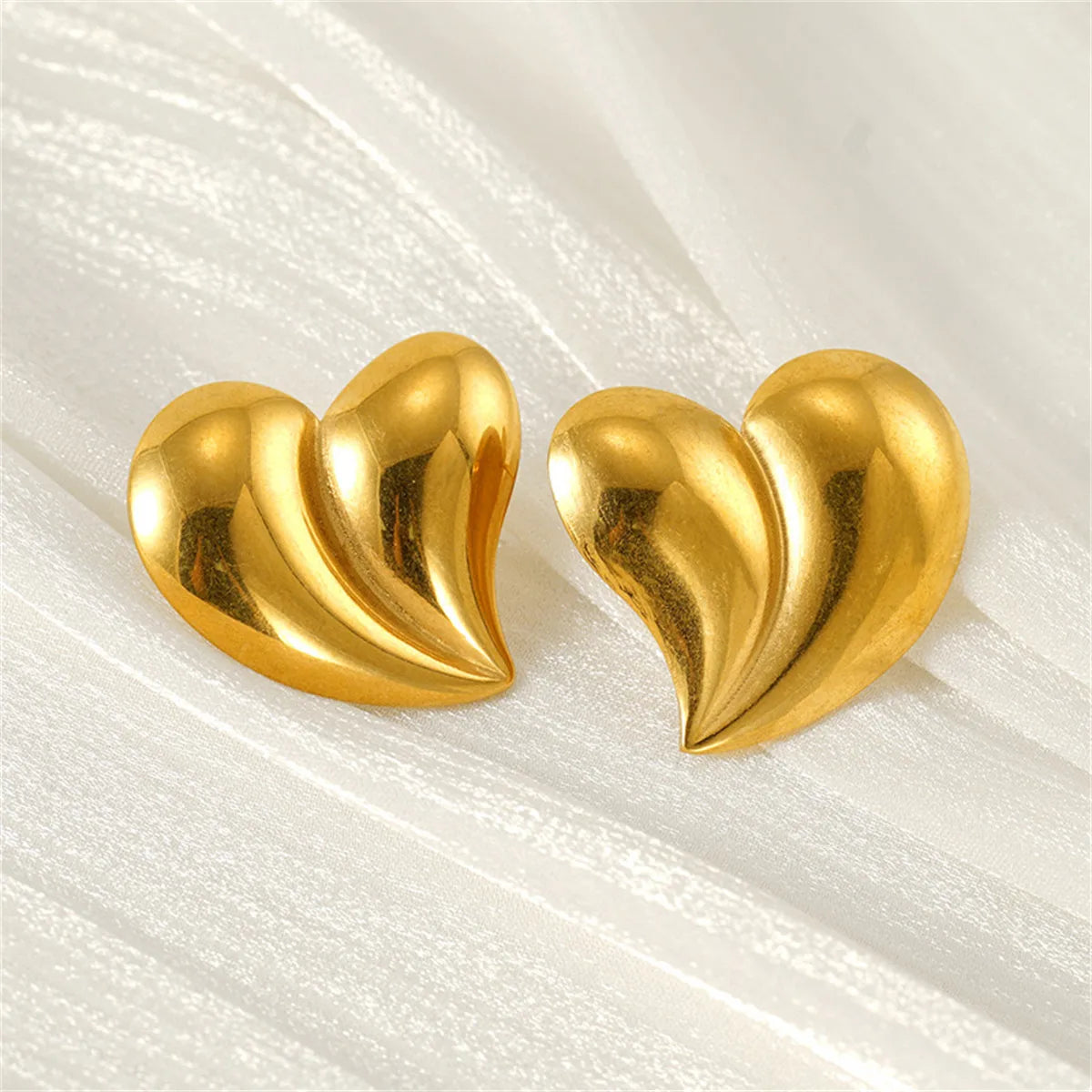 1 Pair Elegant Simple Style Solid Color Round Lingge Plating 304 Stainless Steel 18K Gold Plated Ear Studs