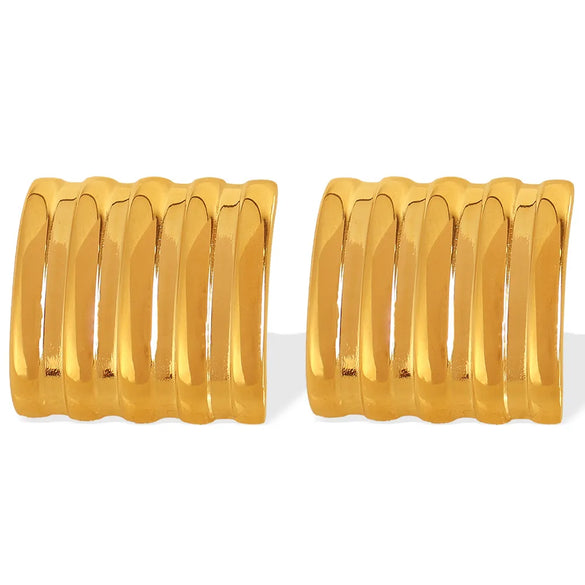 1 Pair Elegant Simple Style Square Titanium Steel Ear Studs