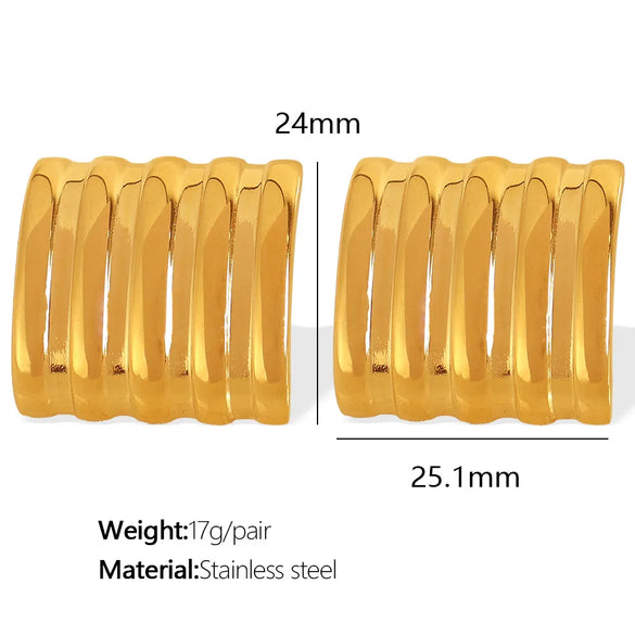 1 Pair Elegant Simple Style Square Titanium Steel Ear Studs