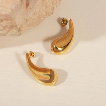 1 Pair Elegant Simple Style Water Droplets Polishing Plating Titanium Steel 18k Gold Plated Ear Studs