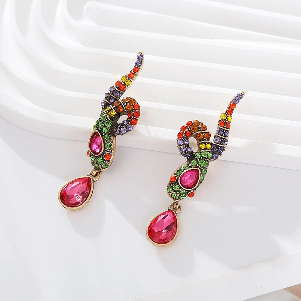 1 Pair Elegant Snake Inlay Alloy Rhinestone Turquoise Rhinestones Drop Earrings