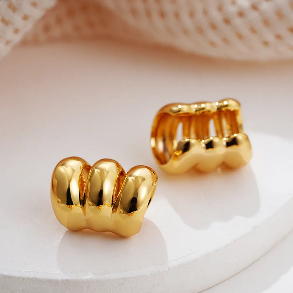 1 Pair Elegant Solid Color Classic Style C Shape Copper Ear Cuffs