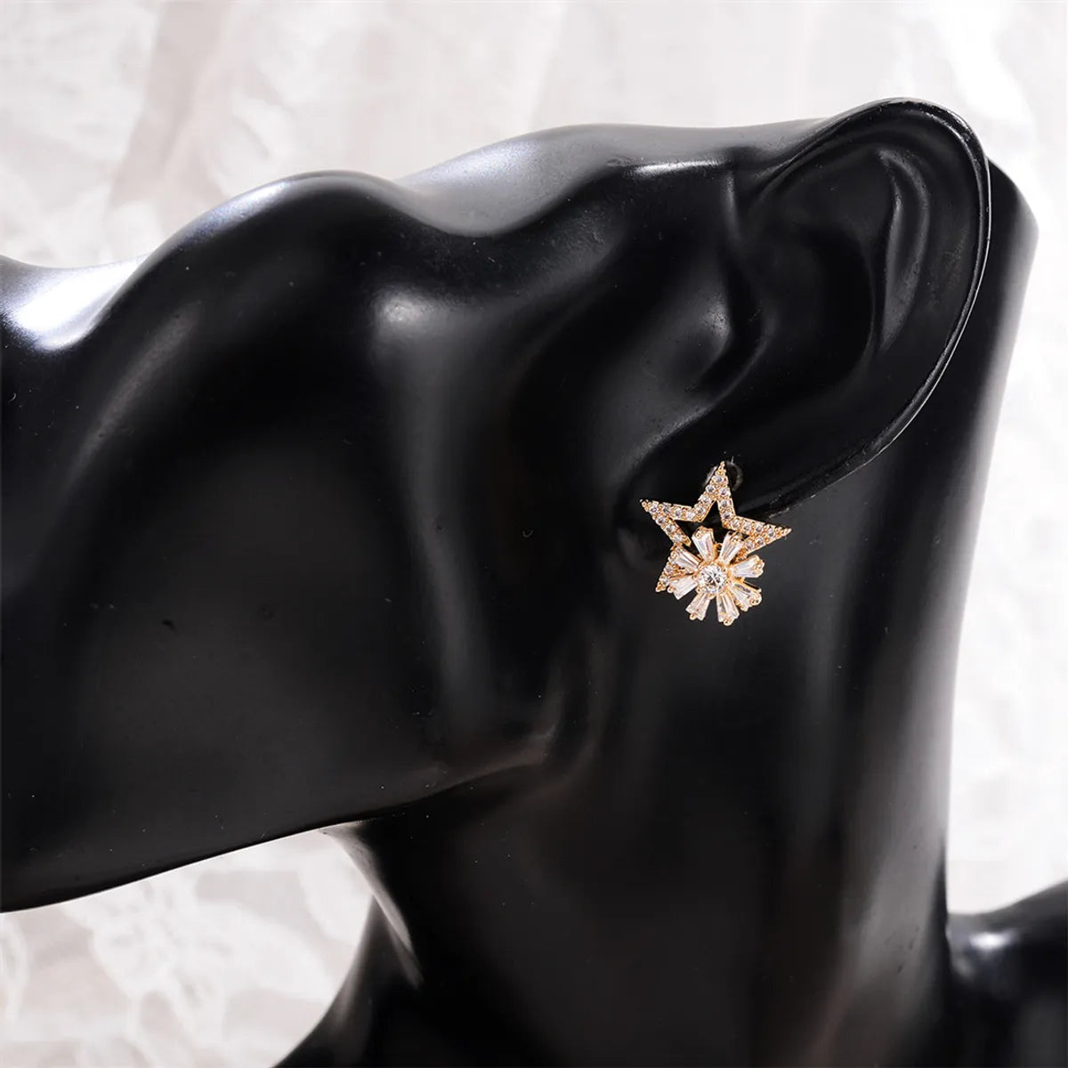 1 Pair Elegant Star Flower Plating Inlay Copper Zircon Gold Plated Ear Studs