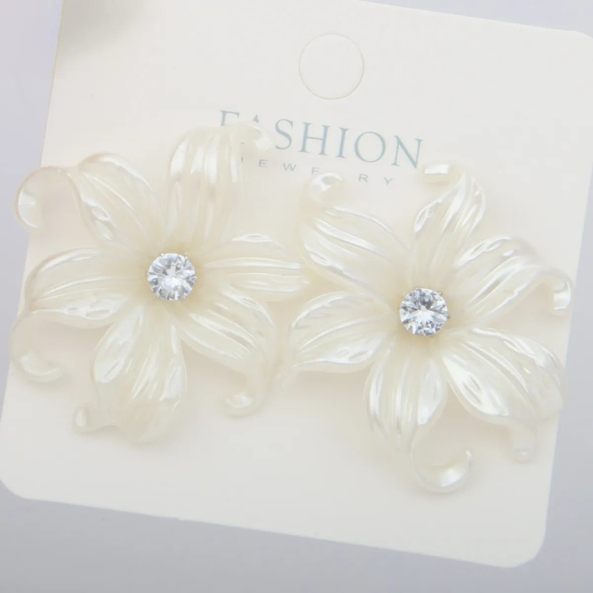 1 Pair Elegant Streetwear Flower Inlay Plastic Zircon Silver Plated Ear Studs