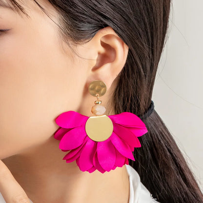 1 Pair Elegant Streetwear Flower Plating Alloy Polyester Gold Plated Drop Earrings