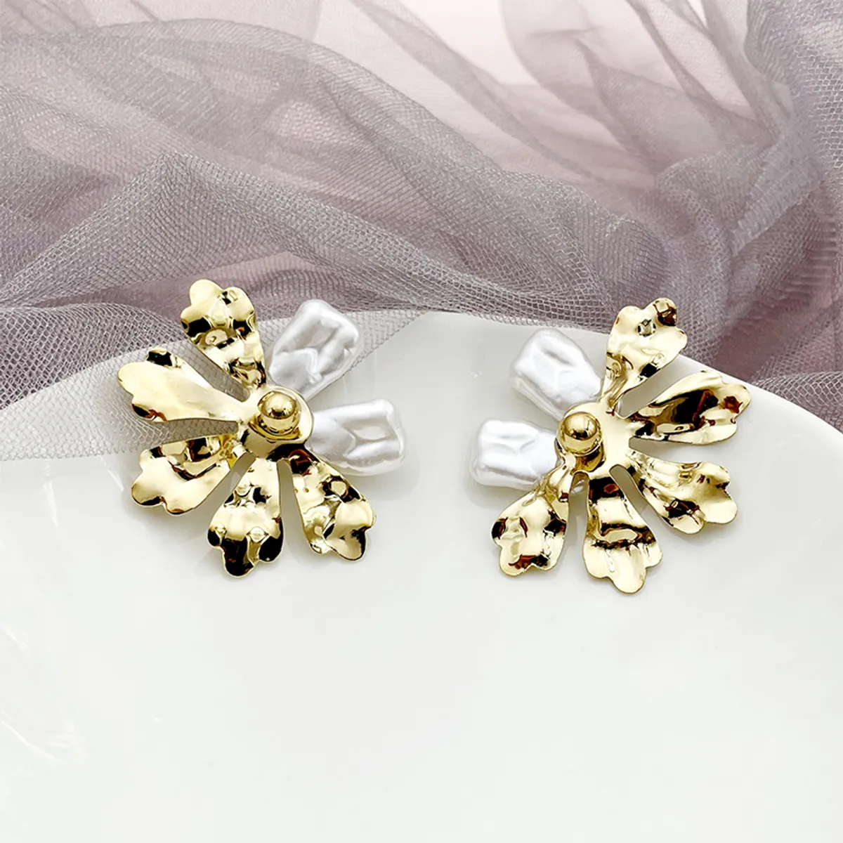 1 Pair Elegant Streetwear Flower Plating Inlay 304 Stainless Steel Artificial Pearls 14K Gold Plated Ear Studs