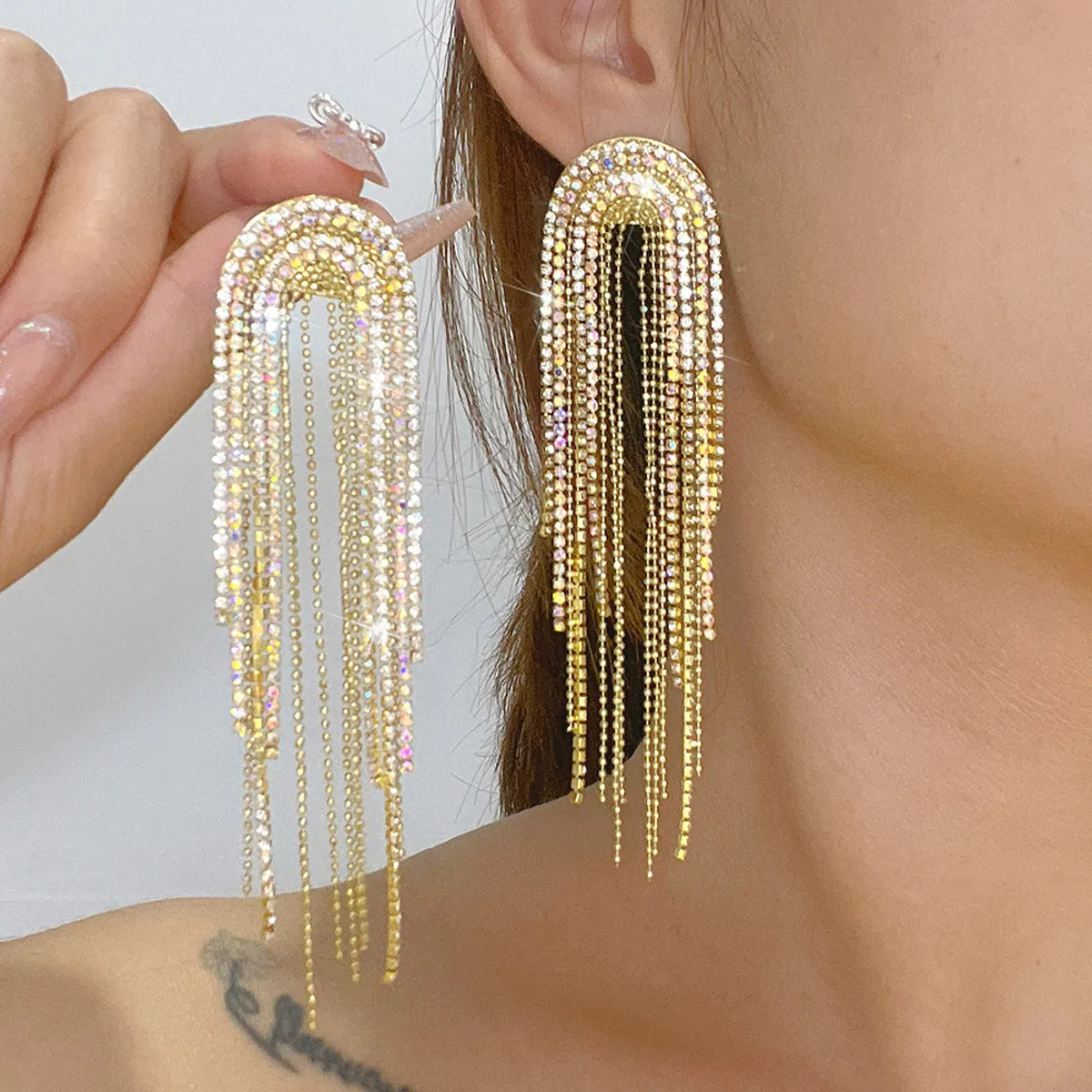 1 Pair Elegant Streetwear U Shape Tassel Inlay Copper Zircon Drop Earrings