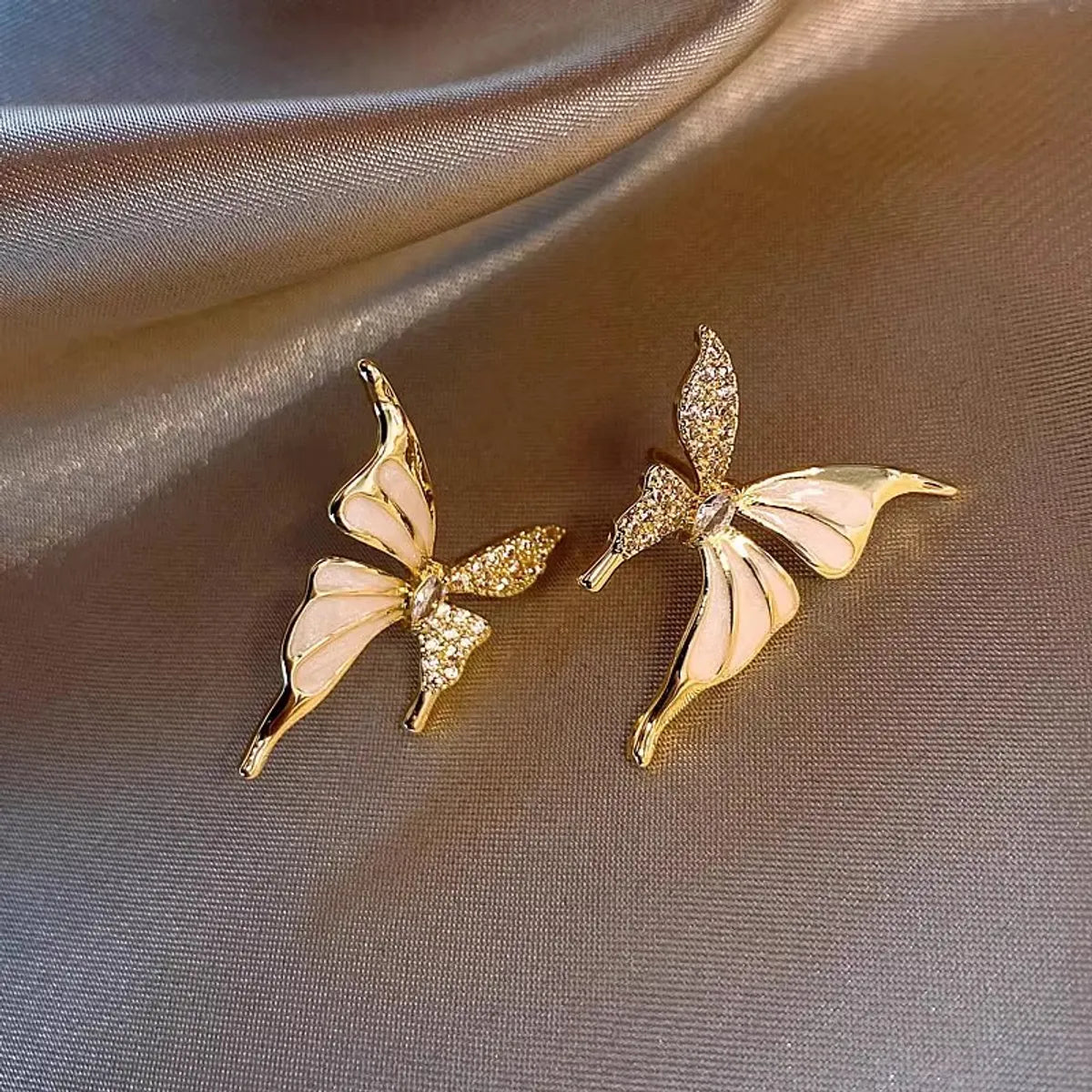 1 Pair Elegant Sweet Butterfly Enamel Plating Inlay Alloy Crystal Gold Plated Ear Studs