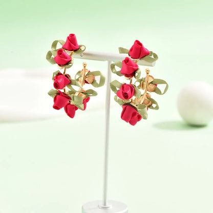 1 Pair Elegant Sweet Flower Alloy Ear Studs