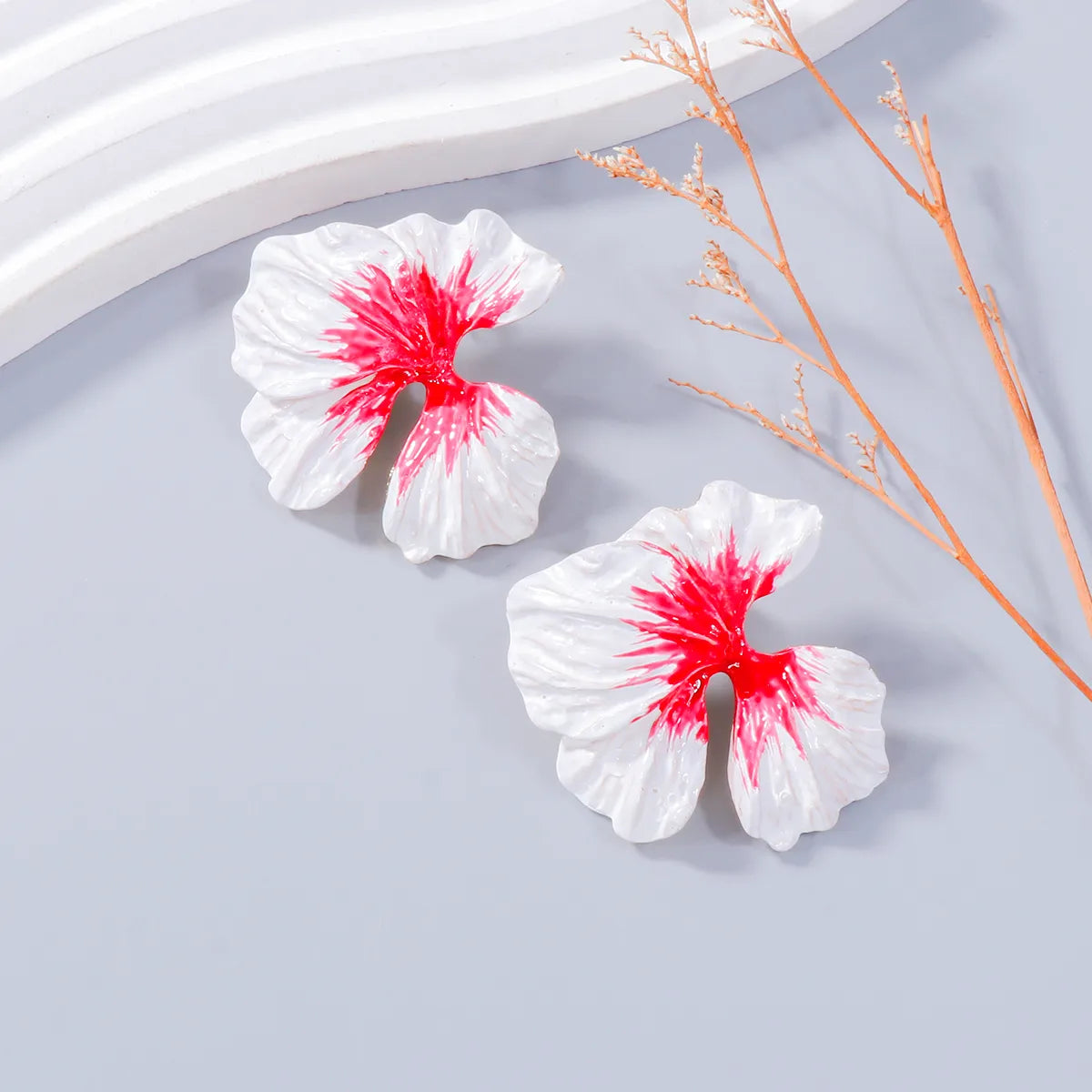 1 Pair Elegant Sweet Flower Enamel Alloy Ear Studs