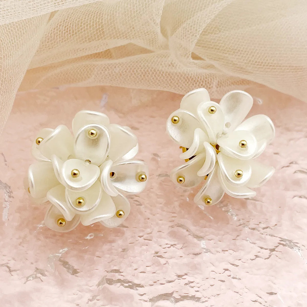 1 Pair Elegant Sweet Flower Stainless Steel Shell Polishing Plating Gold Plated Ear Studs