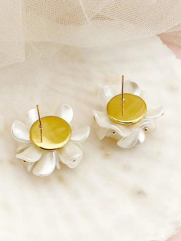 1 Pair Elegant Sweet Flower Stainless Steel Shell Polishing Plating Gold Plated Ear Studs