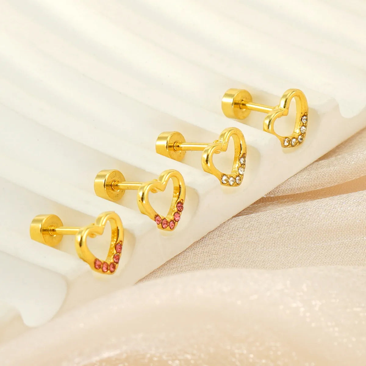 1 Pair Elegant Sweet Heart Shape Hollow Out Inlay 304 Stainless Steel Zircon Ear Studs