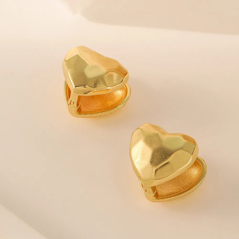 1 Pair Elegant Sweet Heart Shape Plating Copper Ear Studs