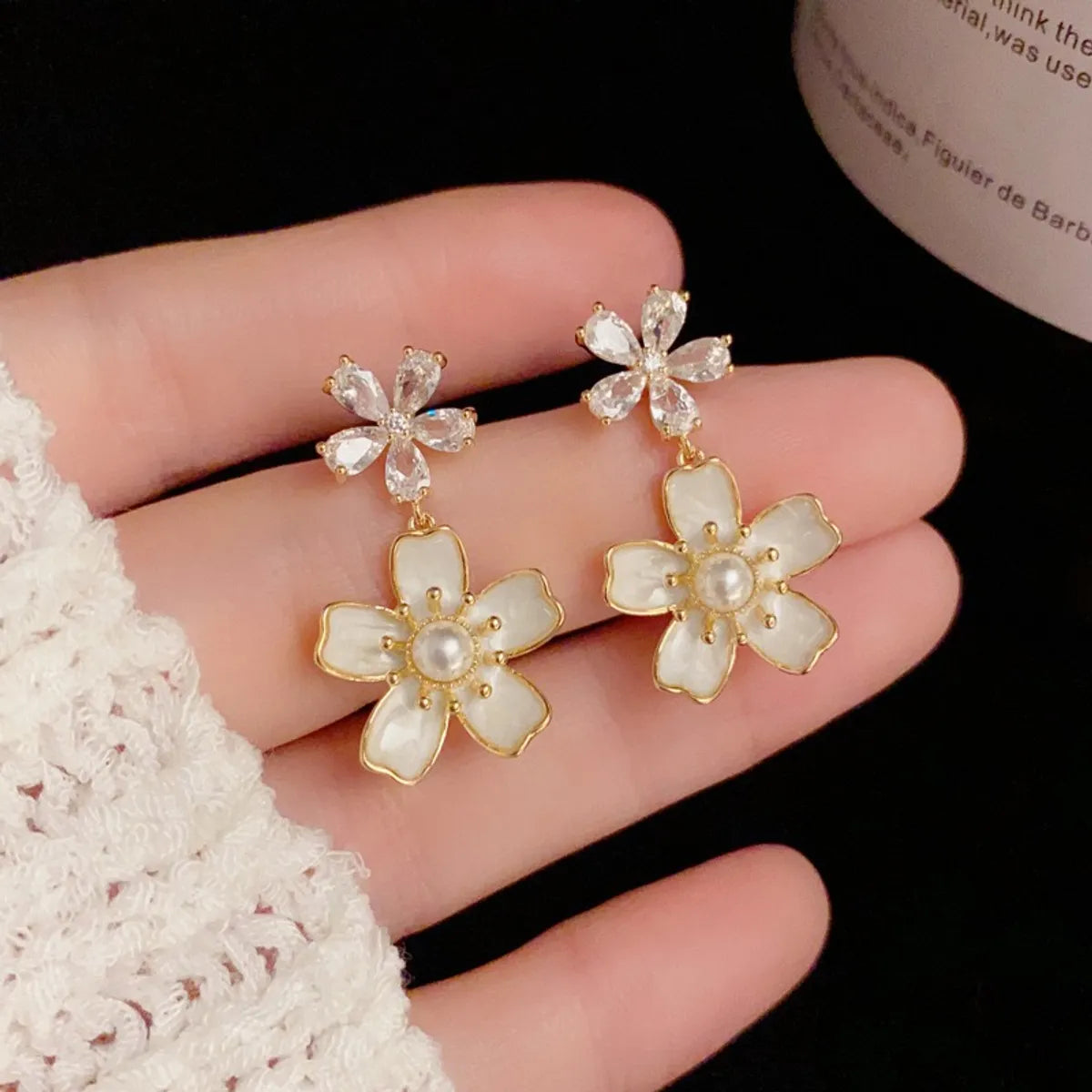 1 Pair Elegant Sweet Korean Style Flower Pearl Plating Flowers Alloy Ear Studs