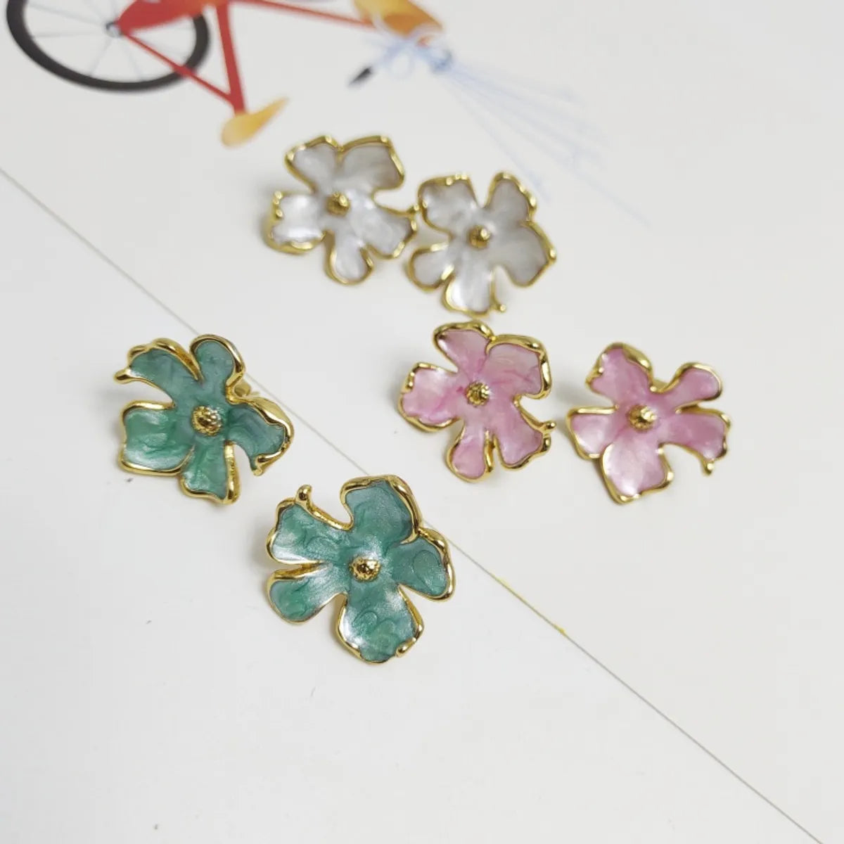 1 Pair Elegant Sweet Pastoral Flower Enamel 304 Stainless Steel 18K Gold Plated Ear Studs