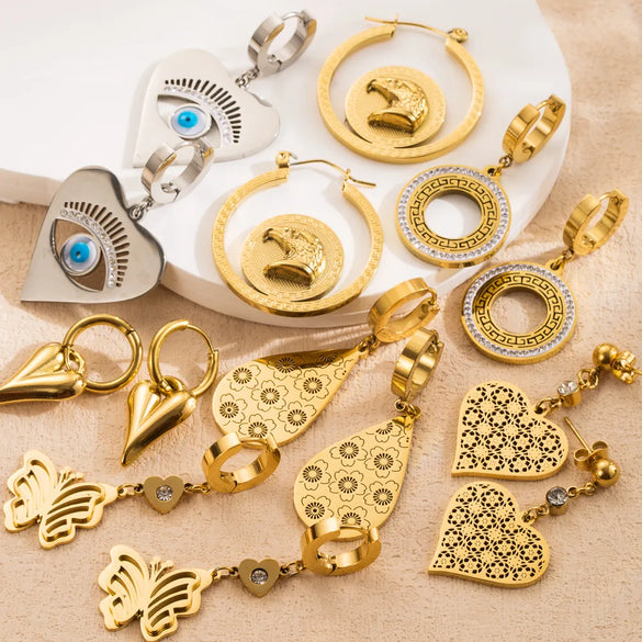 1 Pair Elegant Sweet Round Heart Shape Butterfly Inlay 304 Stainless Steel Rhinestones 18K Gold Plated Drop Earrings