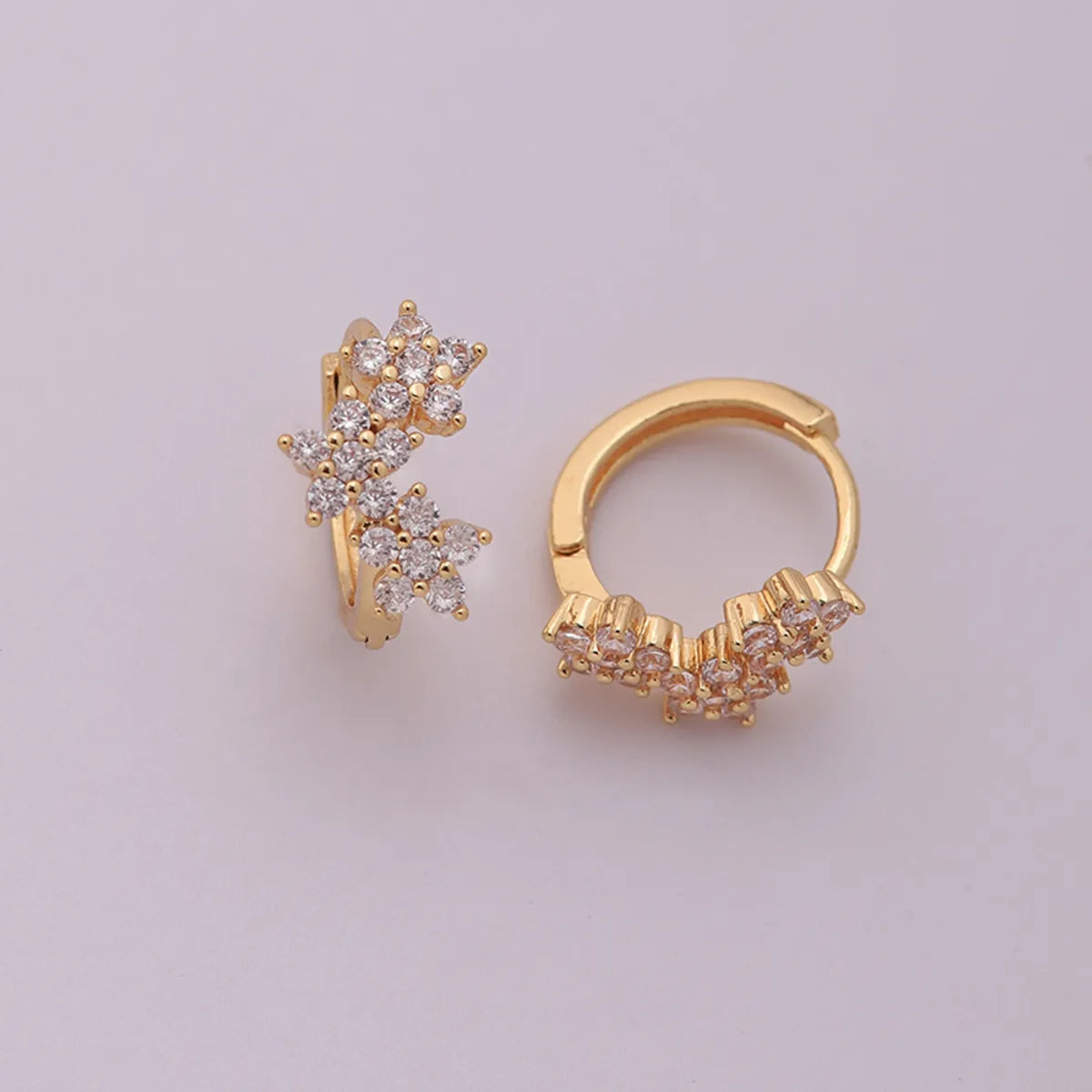 1 Pair Elegant Sweet Shamrock Four Leaf Clover Flower Plating Inlay Imitation Diamond Copper Zircon 18k Gold Plated Hoop Earrings