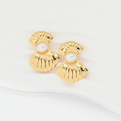 1 Pair Elegant Sweet Shell Plating Iron Gold Plated Drop Earrings