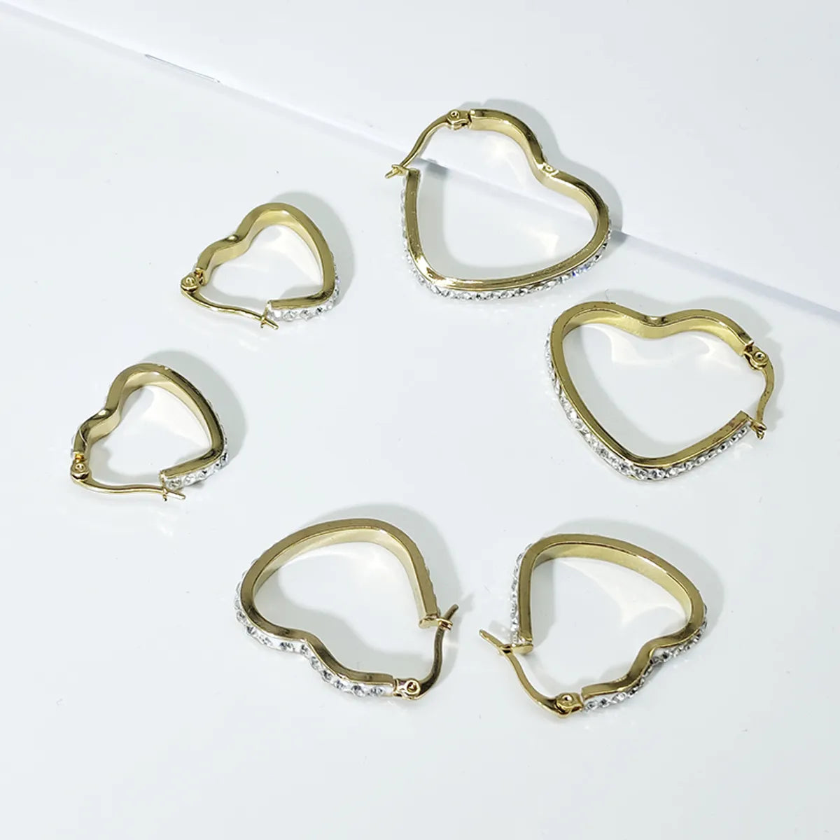 1 Pair Elegant Sweet Shiny Heart Shape Plating Inlay Titanium Steel Rhinestones 18k Gold Plated Earrings