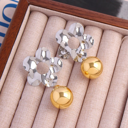 1 Pair Elegant Sweet Simple Style Flower Hollow Out Copper 18K Gold Plated Gold Plated Drop Earrings