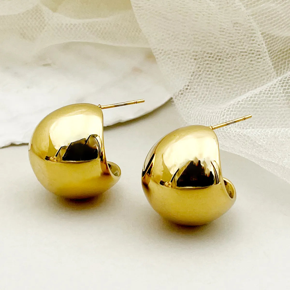 1 Pair Elegant Sweet Simple Style Solid Color Polishing Plating Stainless Steel Metal Gold Plated Ear Studs