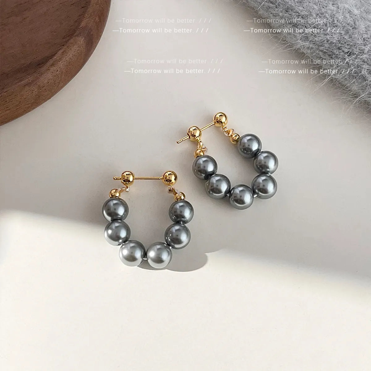 1 Pair Elegant U Shape Plating Inlay Copper Artificial Pearls Earrings