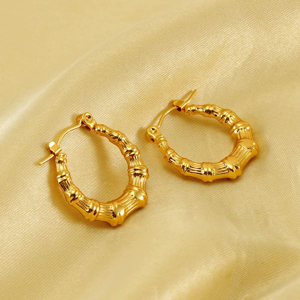 1 Pair Elegant U Shape Polishing Plating Stainless Steel 18k Gold Plated Earrings