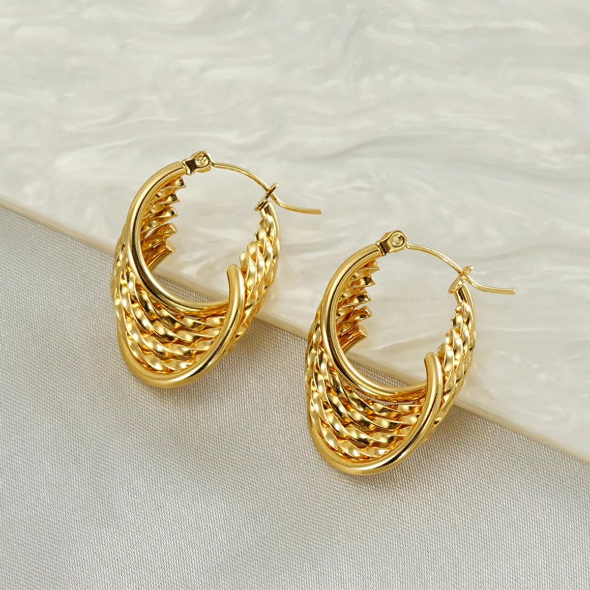 1 Pair Elegant U Shape Stripe Plating Stainless Steel 18k Gold Plated Hoop Earrings