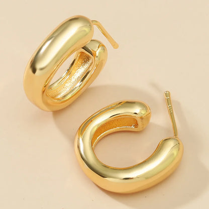 1 Pair Elegant U Shape Titanium Steel Ear Studs