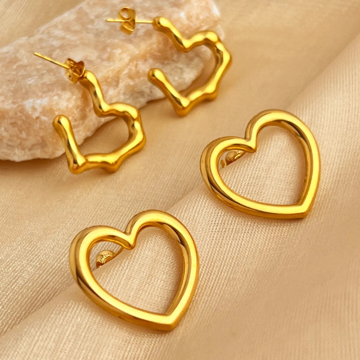 1 Pair Elegant Vacation Irregular Heart Shape Polishing Plating 304 Stainless Steel 18K Gold Plated Ear Studs