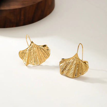 1 Pair Elegant Vacation Sector Ginkgo Leaf Plating Stainless Steel 18k Gold Plated Earrings