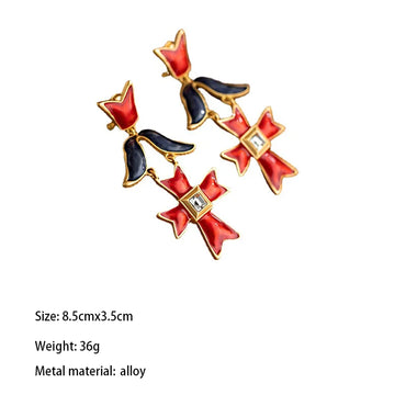 1 Pair Elegant Vintage Style Cross Plating Inlay Alloy Rhinestones 18k Gold Plated Drop Earrings