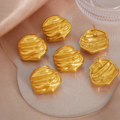 1 Pair Elegant Vintage Style Simple Style Stripe Irregular Plating Pleated Titanium Steel 18k Gold Plated Ear Studs