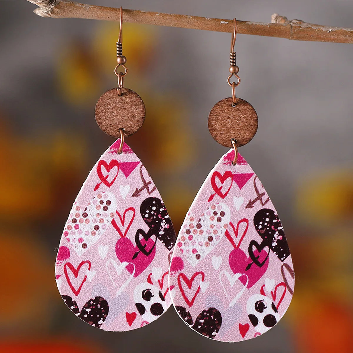 1 Pair Elegant Water Droplets Pu Leather Wood Drop Earrings