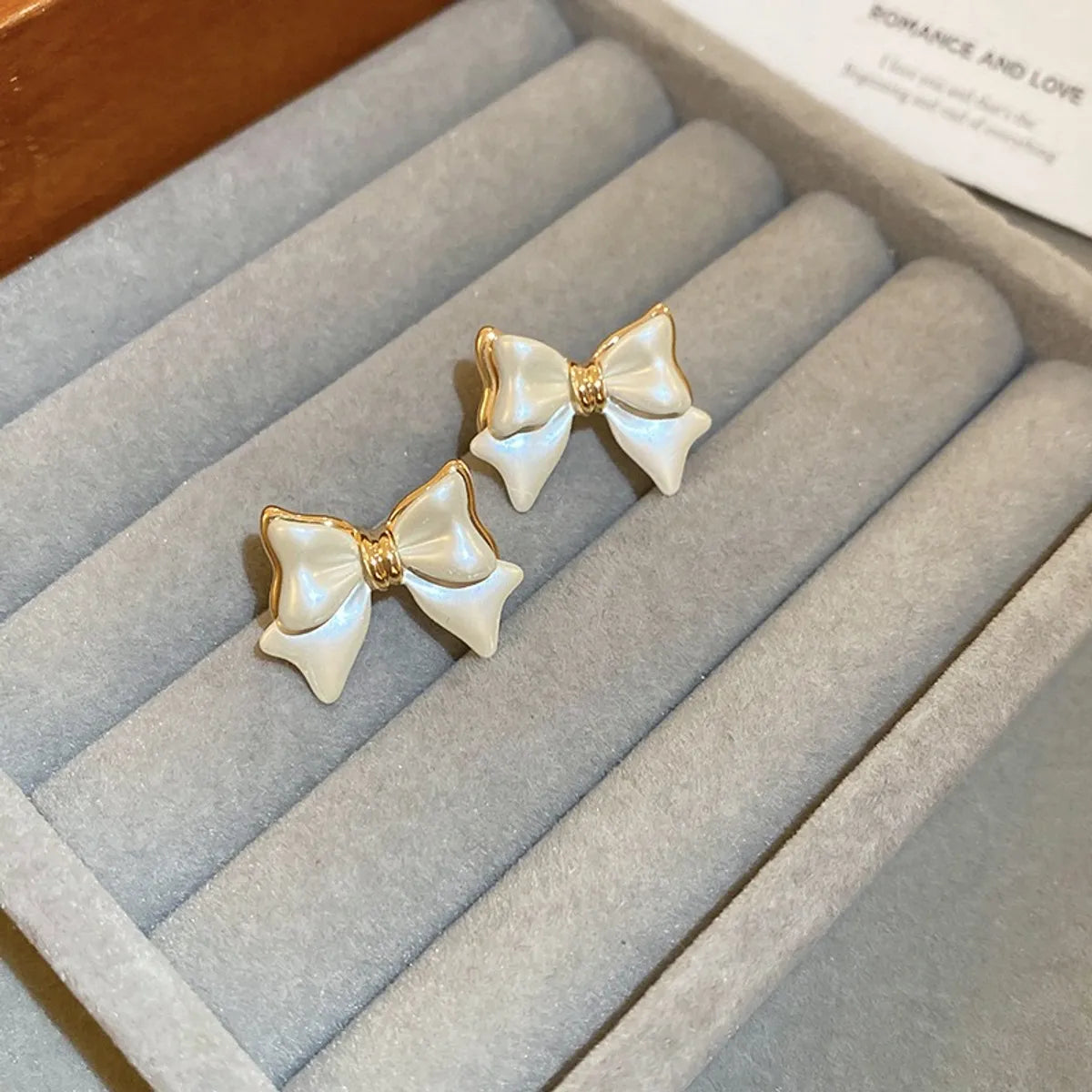 1 Pair Elegant Wedding Sweet Bow Knot Plating Bowknot Alloy